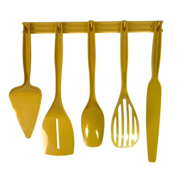 Vintage Foley 5-Piece Kitchen Utensil Set Harvest Gold Nylon With Wall Holder - Picture 2 of 4